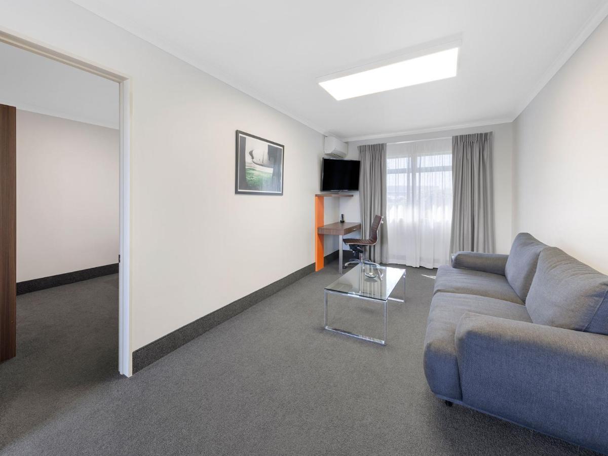 Jetpark Hamilton Airport New Zealand Hotel Rukuhia Bagian luar foto
