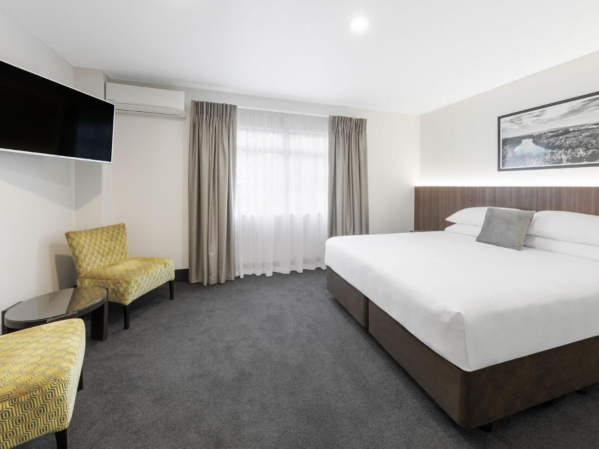Jetpark Hamilton Airport New Zealand Hotel Rukuhia Bagian luar foto