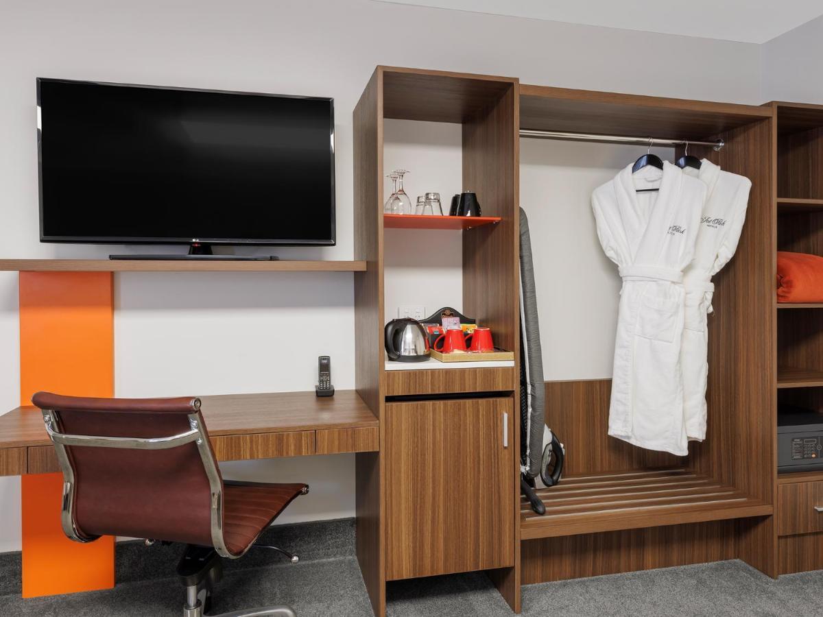 Jetpark Hamilton Airport New Zealand Hotel Rukuhia Bagian luar foto
